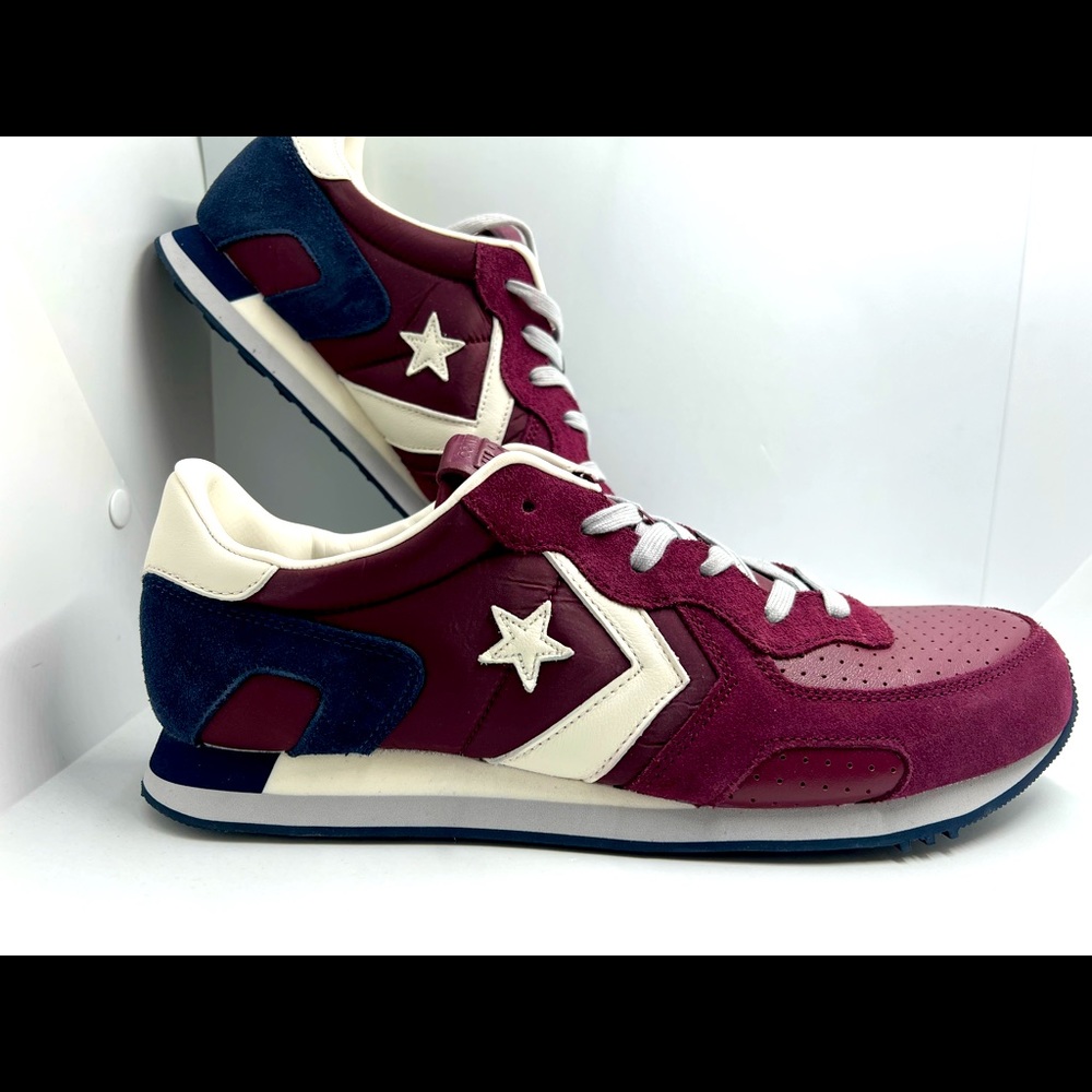 Converse thunderbolt ox size 11